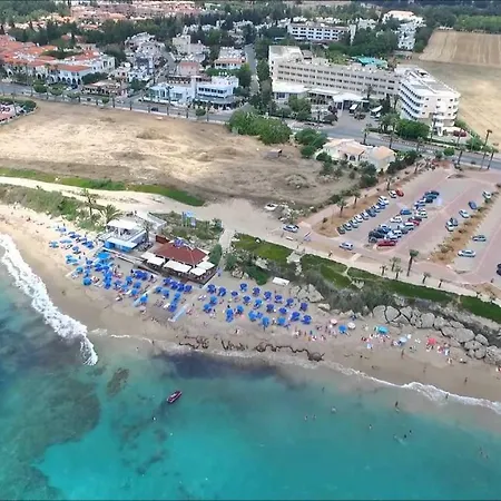 Sea View Apartment, Close To Amenities Пафос